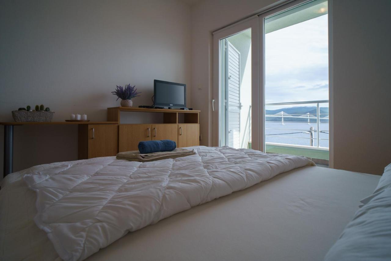 Apartment “Bel Ponte” コマルナ エクステリア 写真